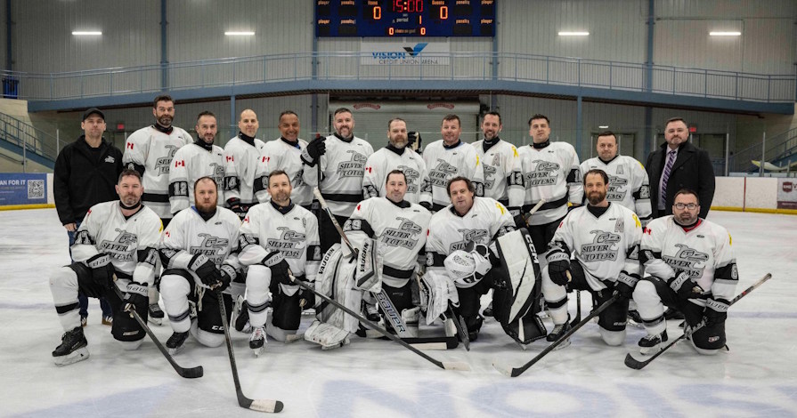 Silver Totems Hockey Club team photo