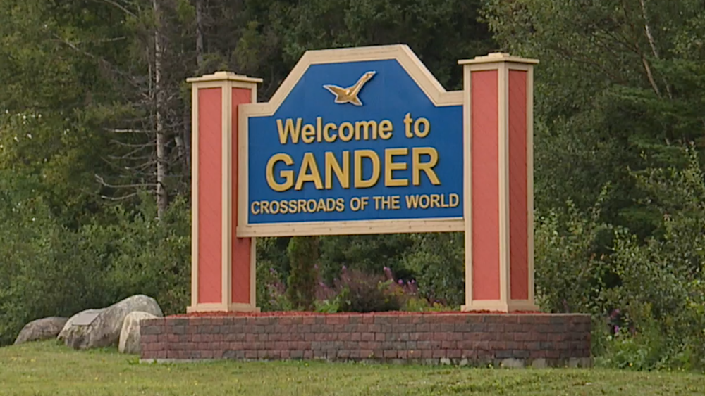 Welcome to Gander sign