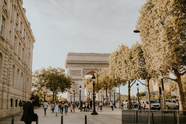Vibrant Evening at Arc de Triomphe, Paris
