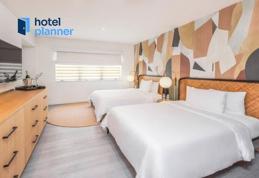 hotel room, hotel planner logo